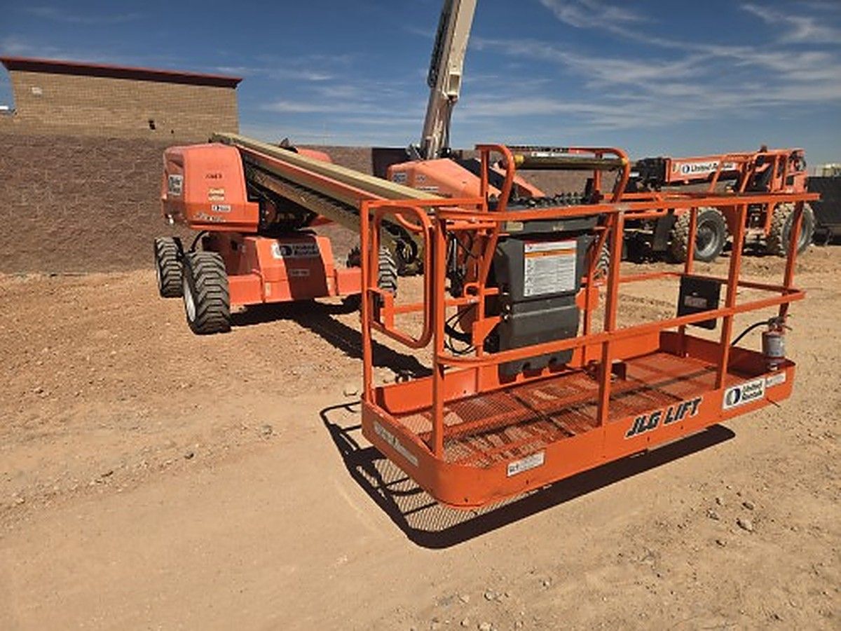 JLG 600S photo 8