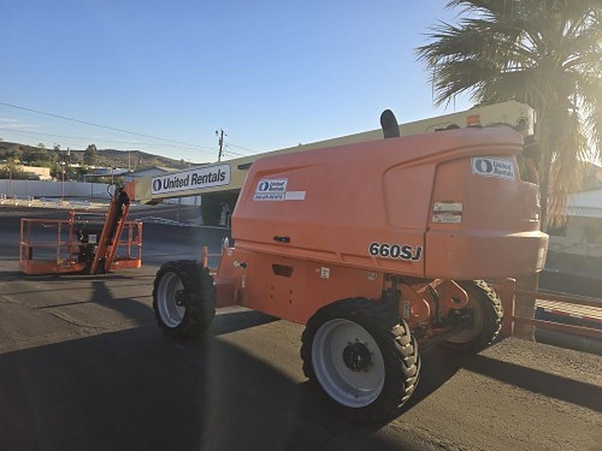 JLG 660SJ photo 2
