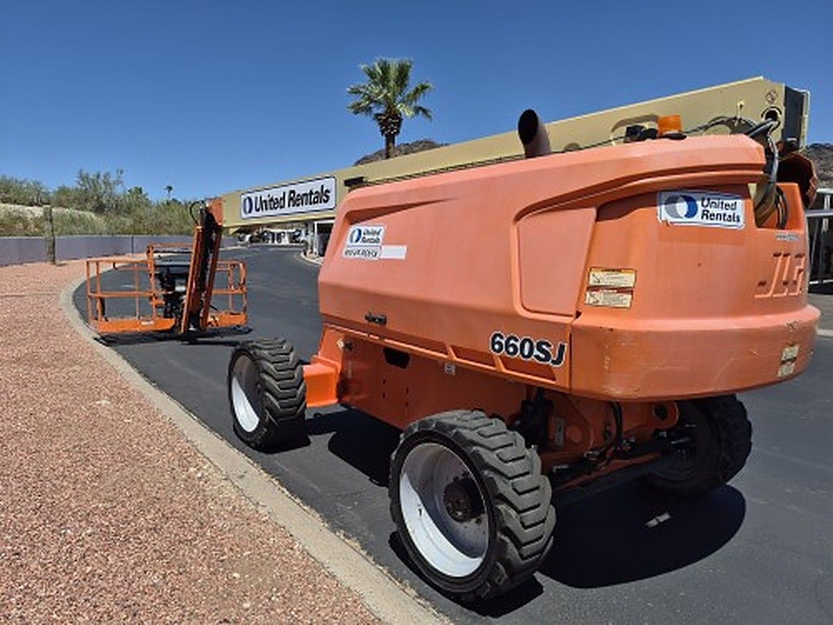 JLG 660SJ photo 9