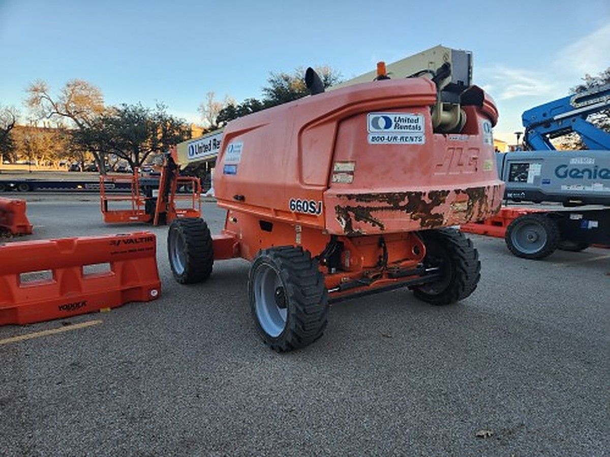 JLG 660SJ photo 2