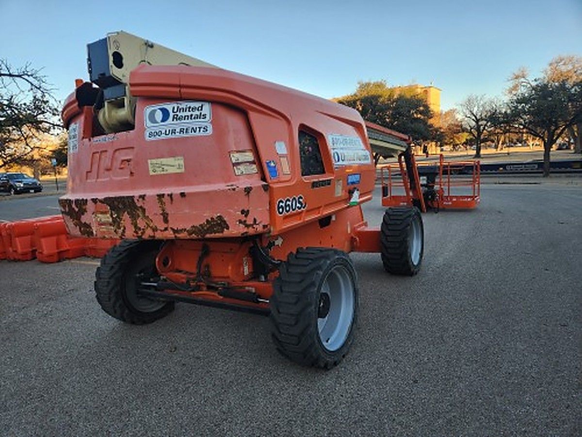 JLG 660SJ photo 3