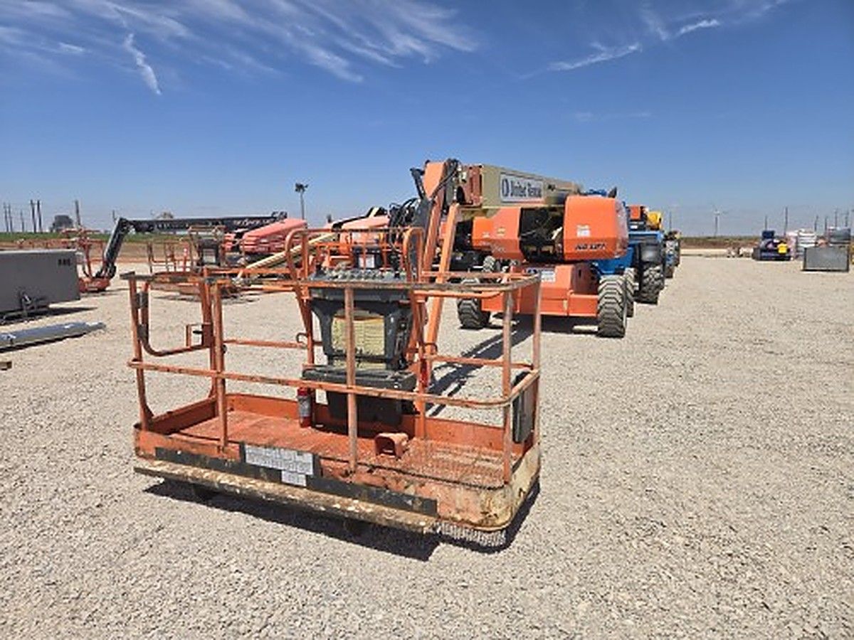 JLG 660SJ photo 3