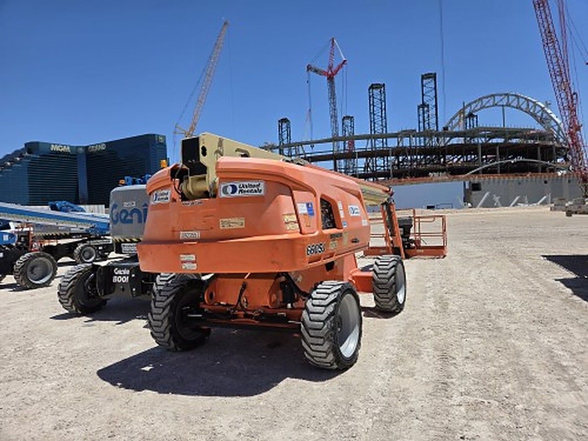 JLG 660SJ photo 3