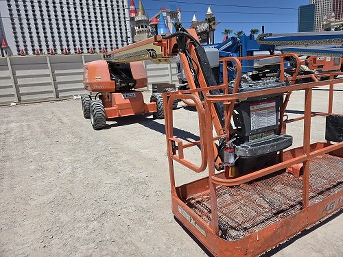 JLG 660SJ photo 4