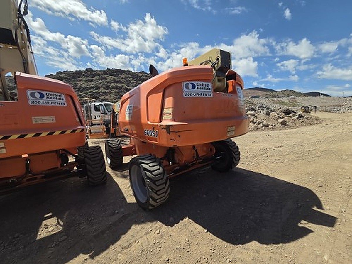 JLG 660SJ photo 2