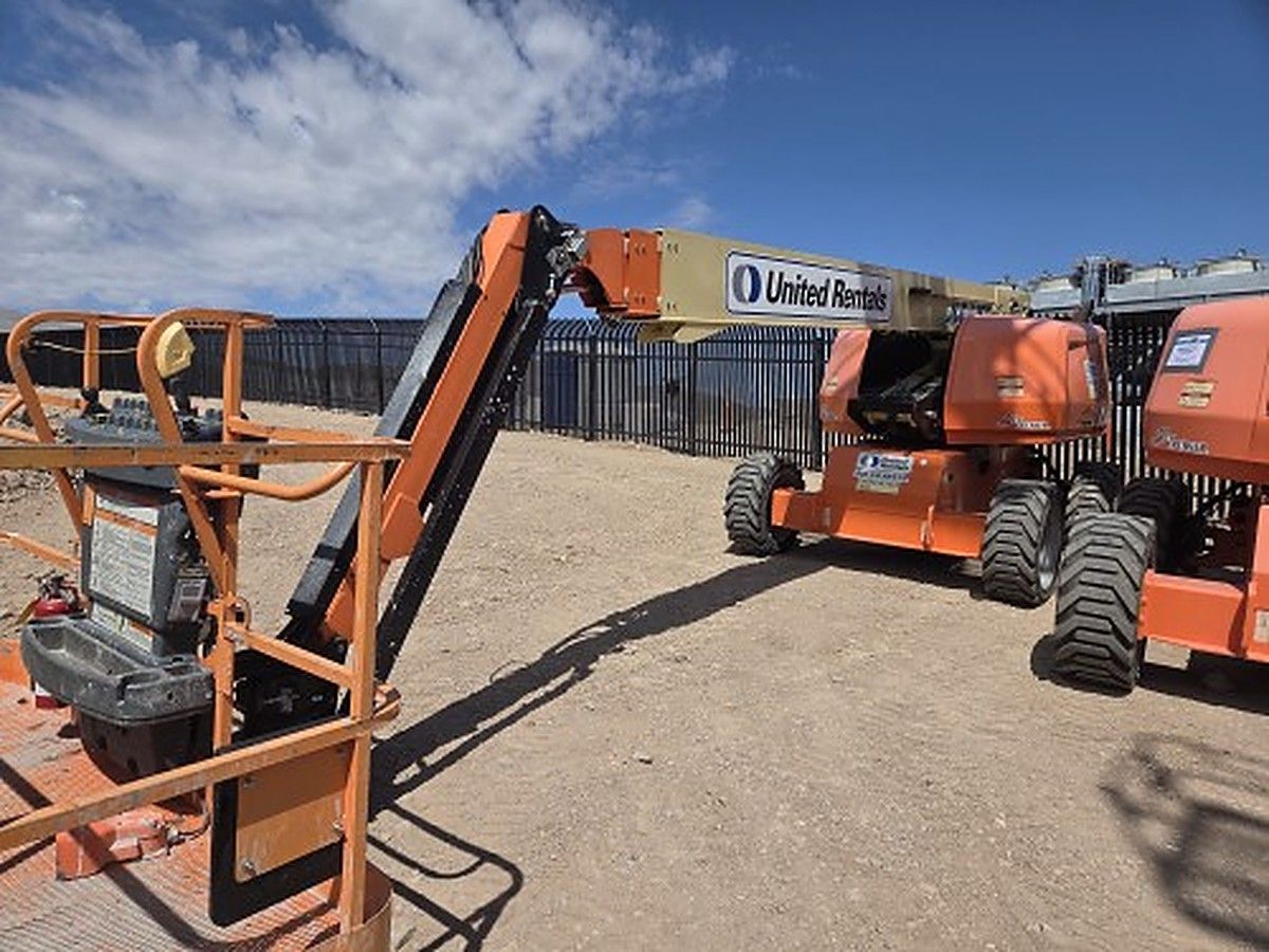 JLG 660SJ photo 4