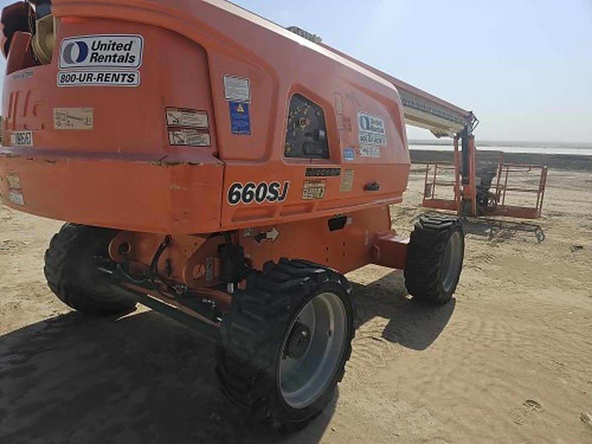 JLG 660SJ photo 2