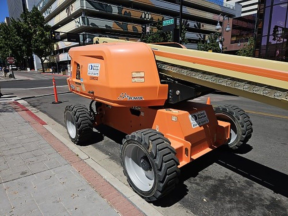 JLG 660SJ photo 13