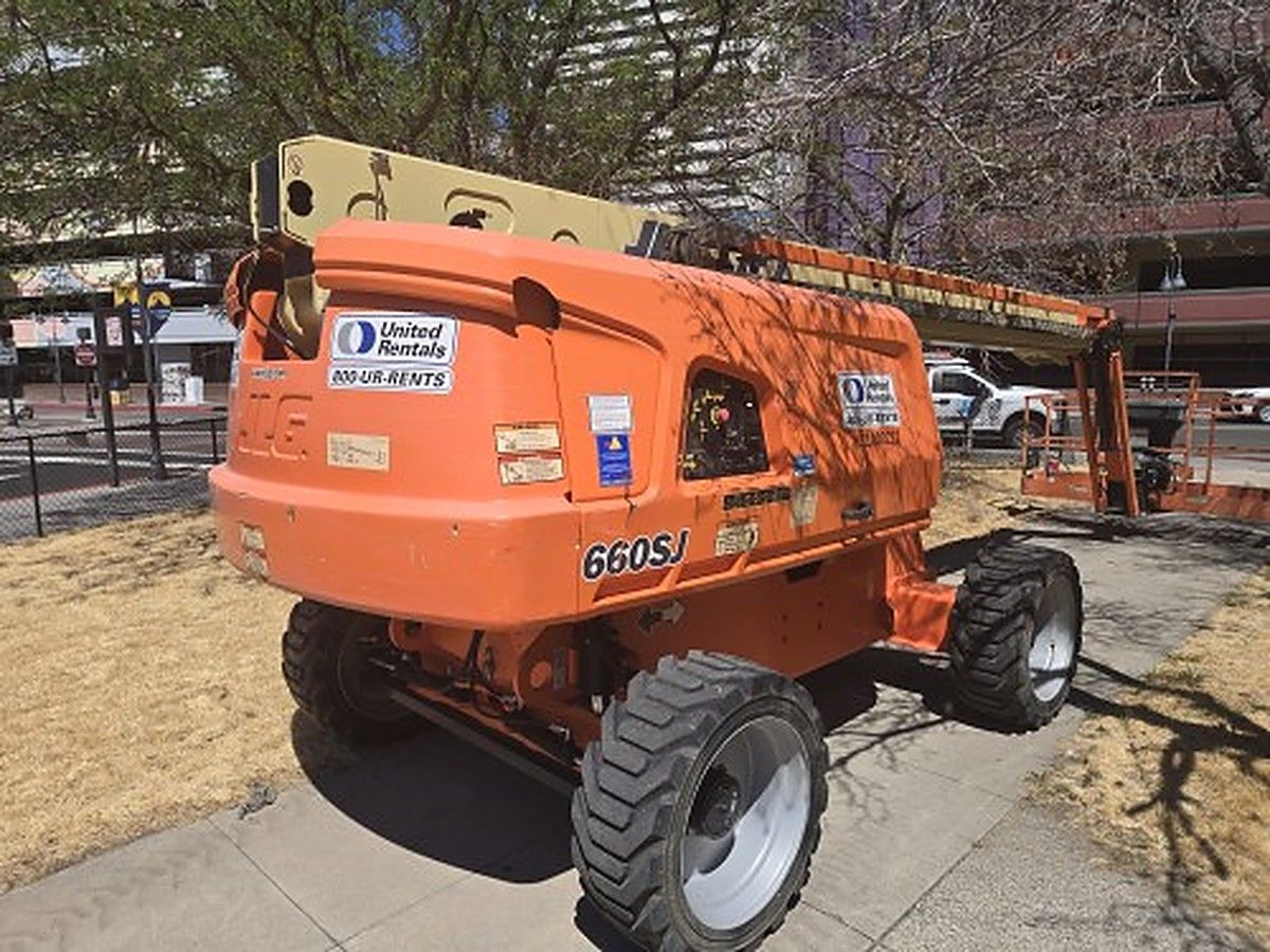 JLG 660SJ photo 14