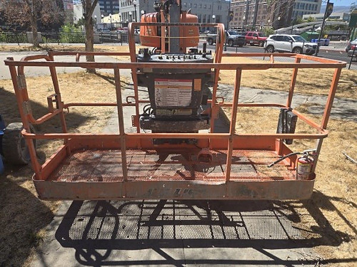 JLG 660SJ photo 7