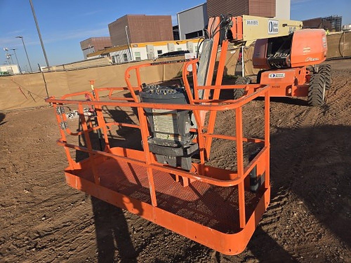JLG 660SJ photo 6