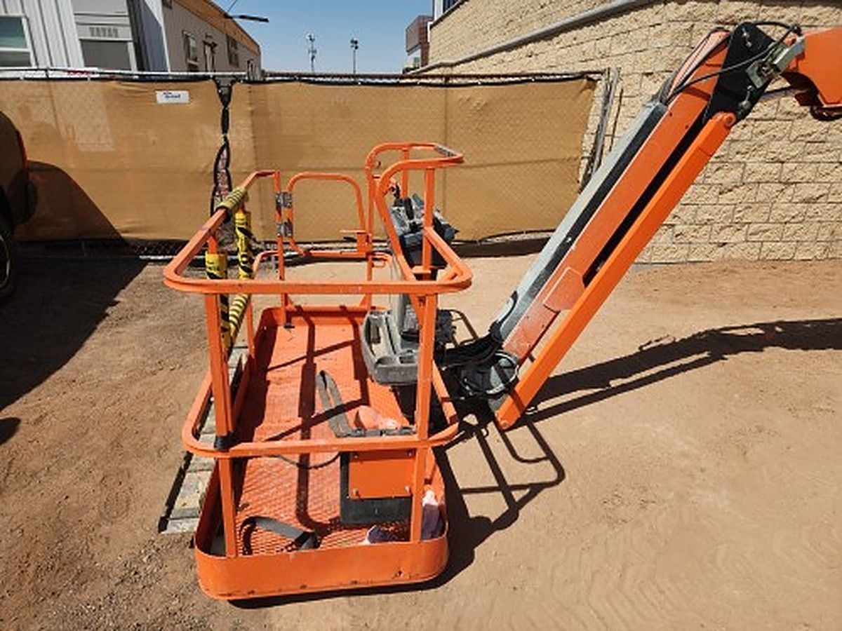 JLG 660SJ photo 8