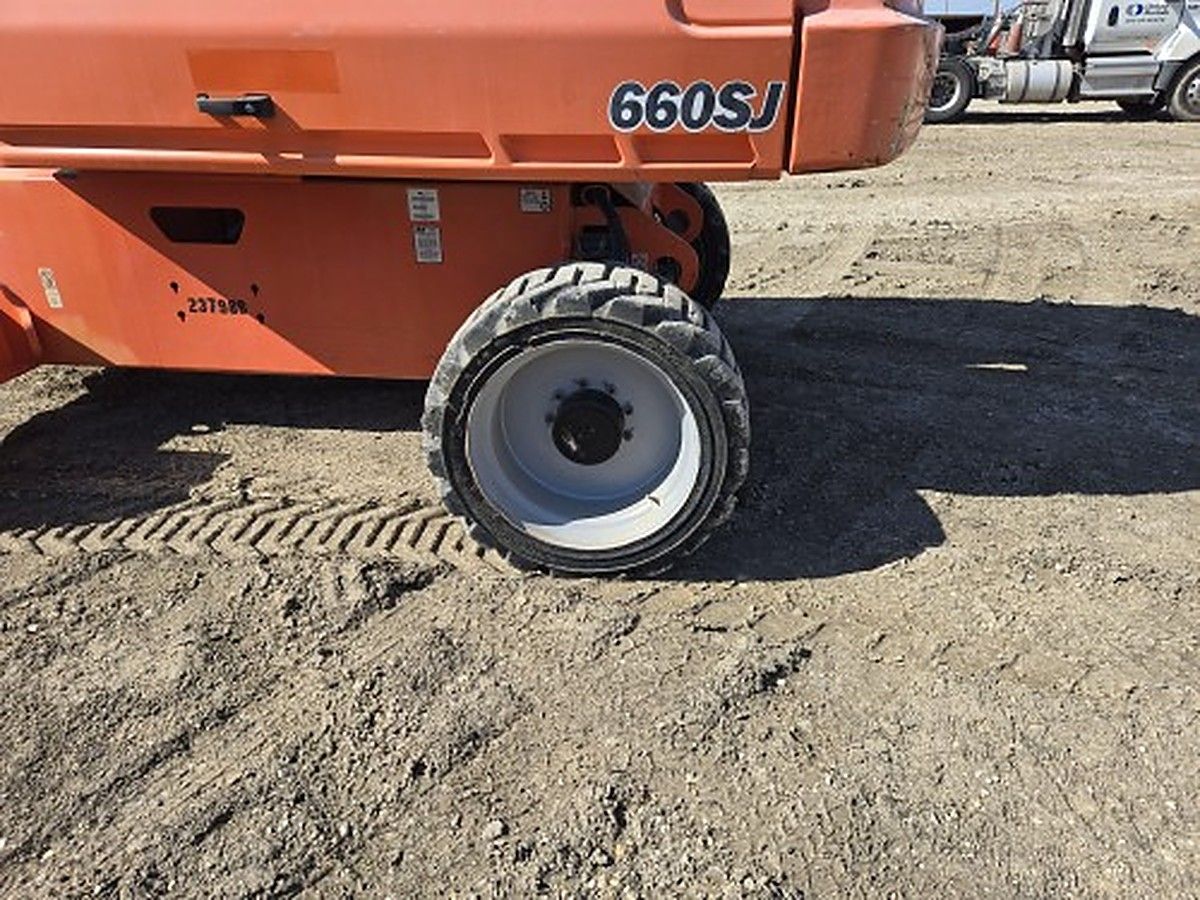 JLG 660SJ photo 13
