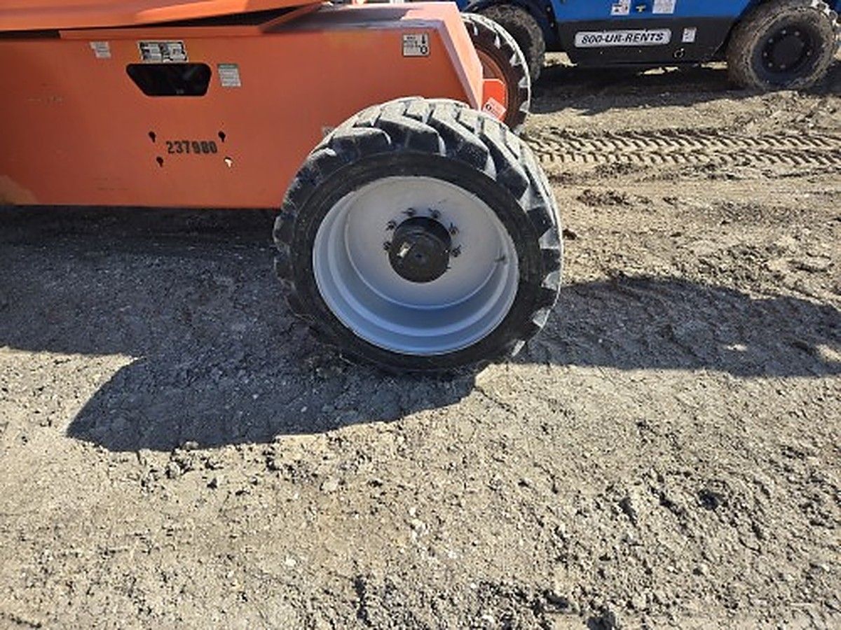 JLG 660SJ photo 19