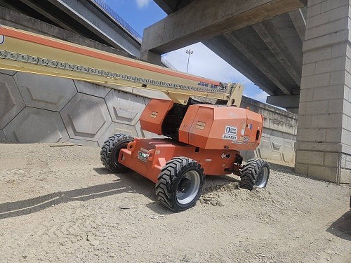 JLG 860SJ photo 7