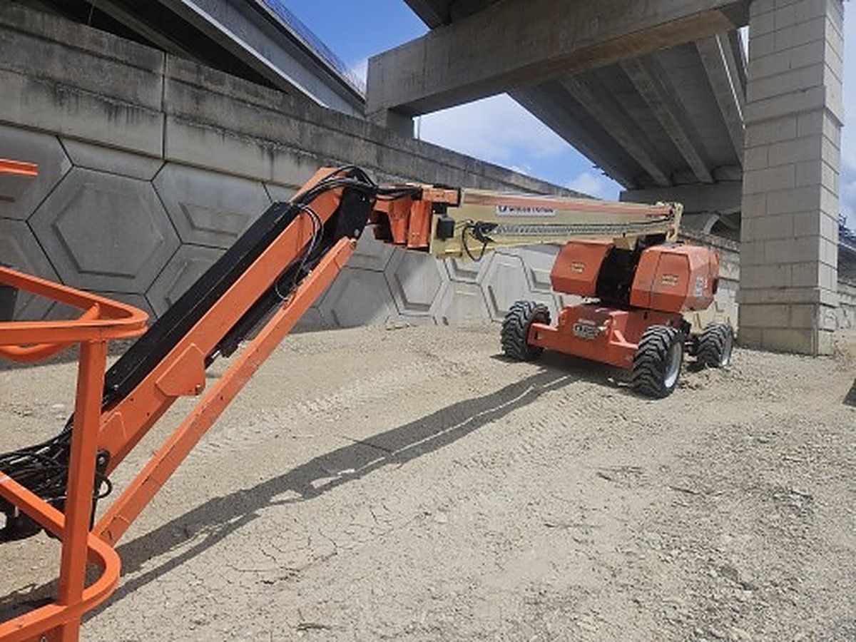 JLG 860SJ photo 8