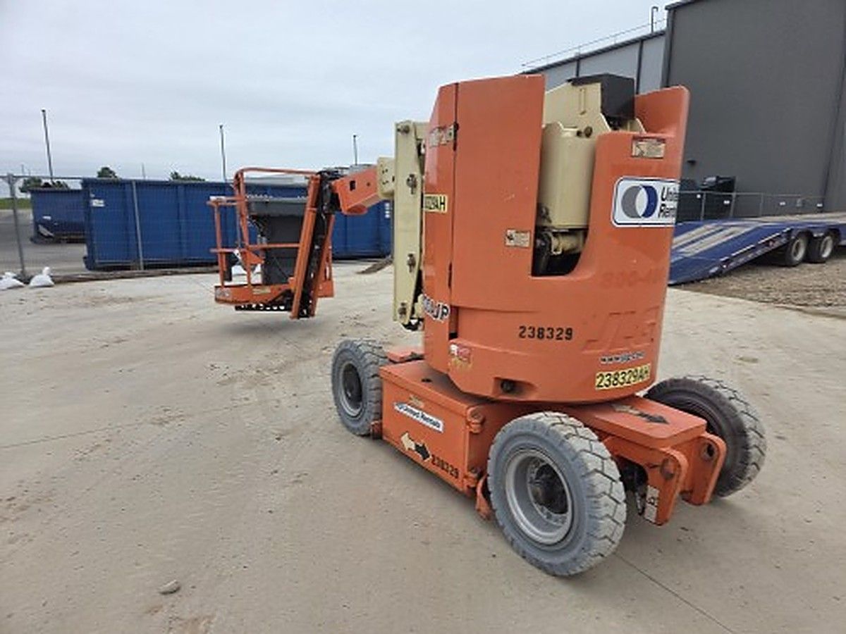 JLG E300AJP photo 5