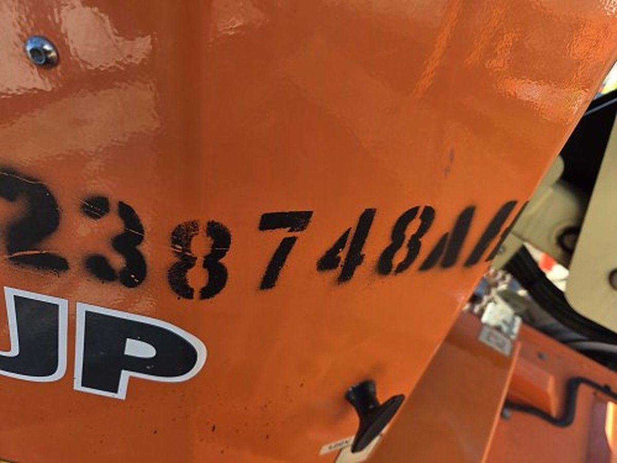 JLG E300AJP photo 5