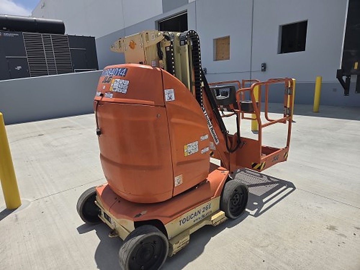 JLG T26E photo 9