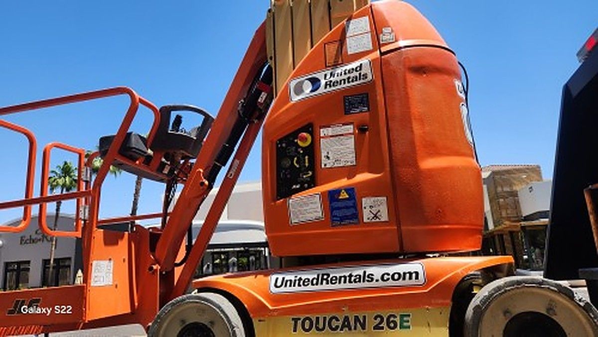 JLG T26E photo 8