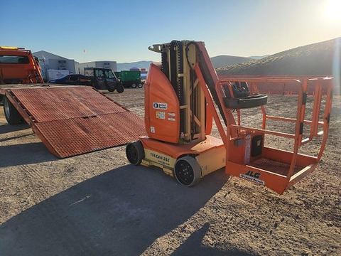 2019 JLG T26E Boom Vertical Mast 26-27' Self Propelled