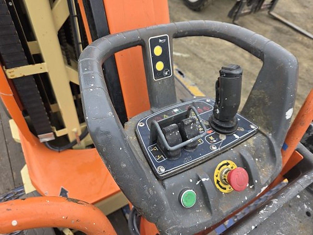 JLG T26E photo 6