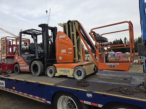 2019 JLG T26E Boom Vertical Mast 26-27' Self Propelled