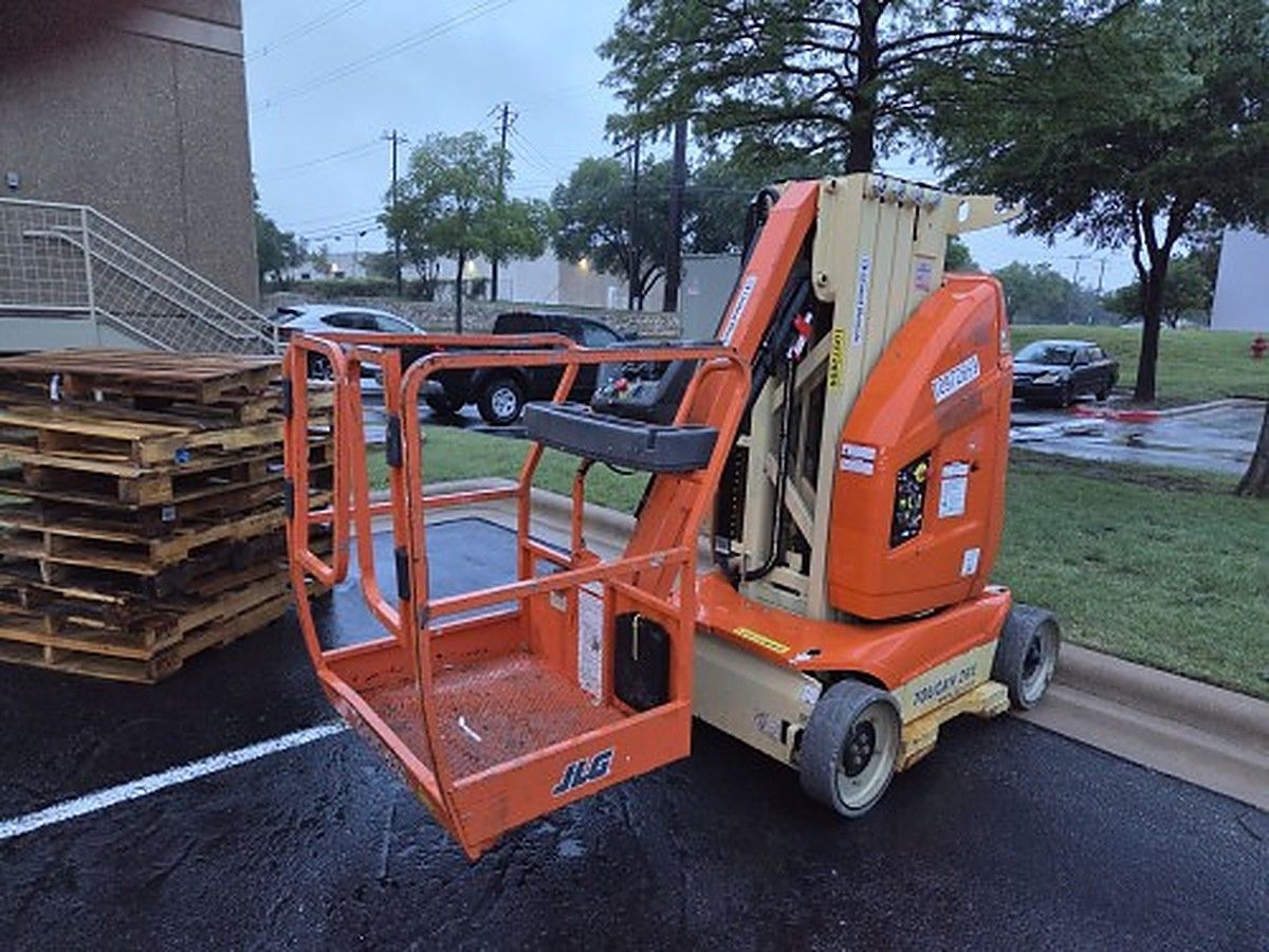 JLG T26E photo 8