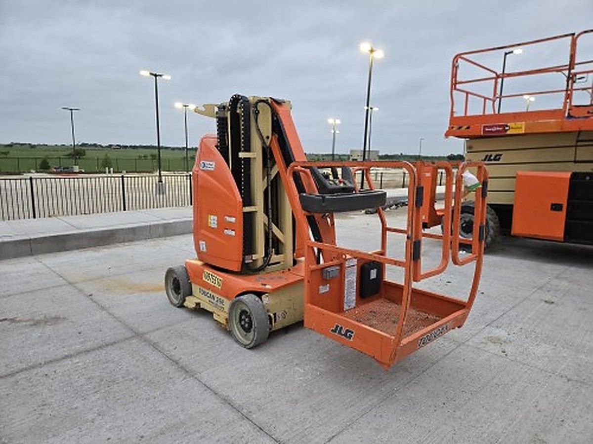 JLG T26E photo 2