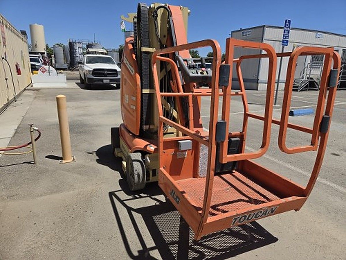 JLG T26E photo 2