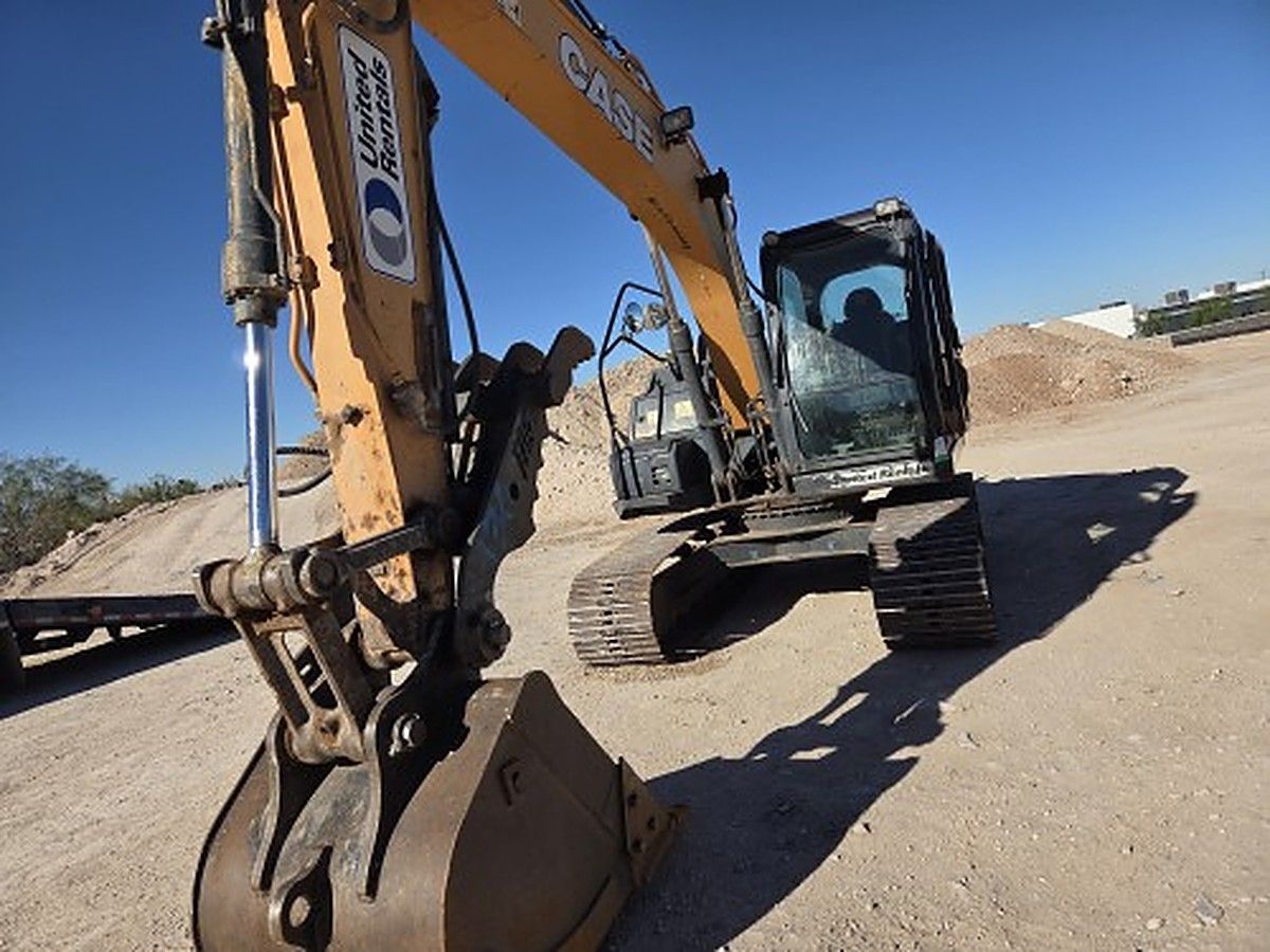 JOHN DEERE 130G LC photo 4
