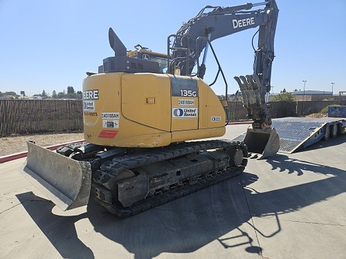 2019 JOHN DEERE 135G for sale in Las Vegas, NV