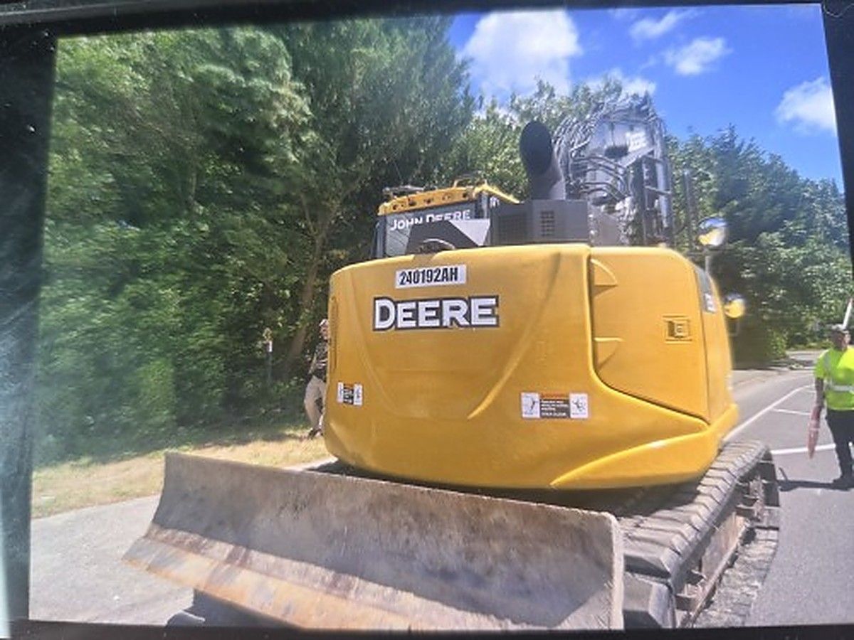JOHN DEERE 135G photo 6