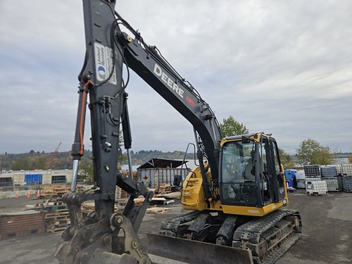 JOHN DEERE 135G photo 4
