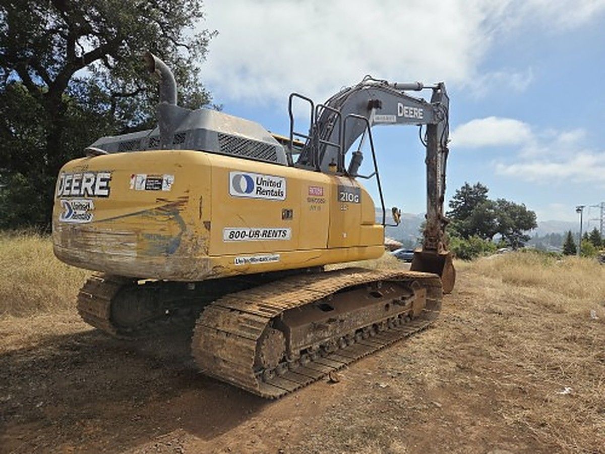 JOHN DEERE 210G LC photo 3