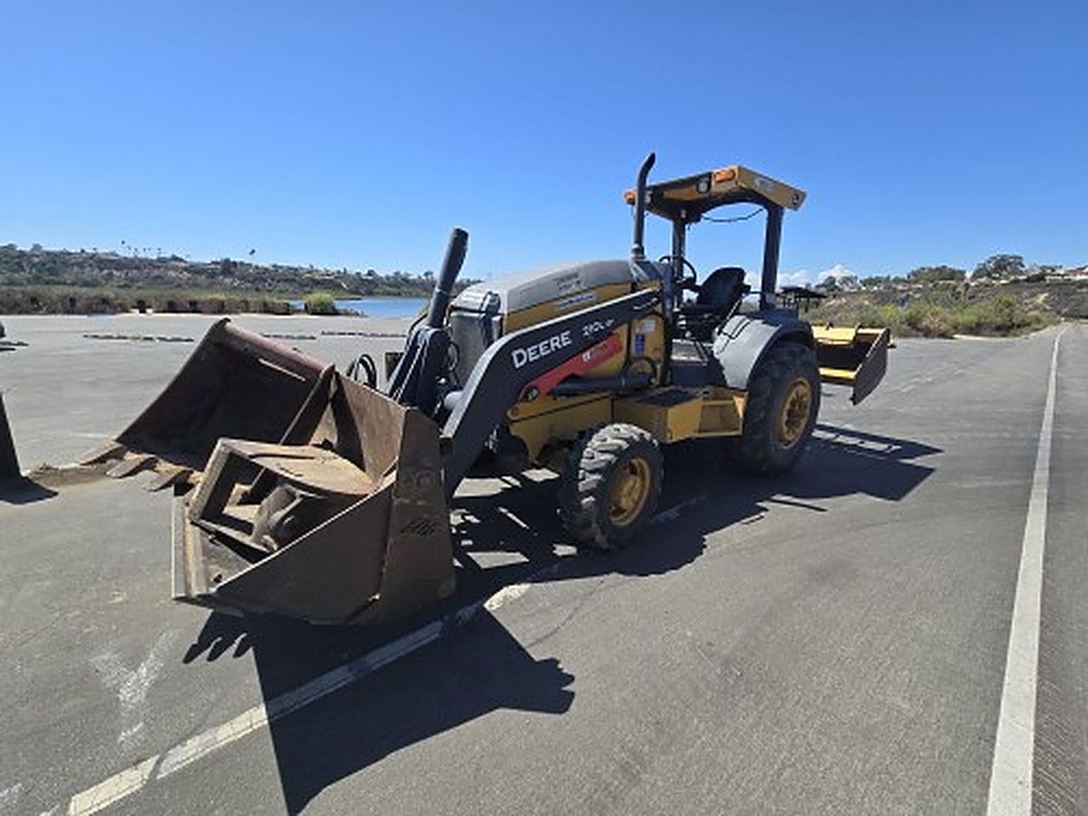 JOHN DEERE 210L EP photo 7