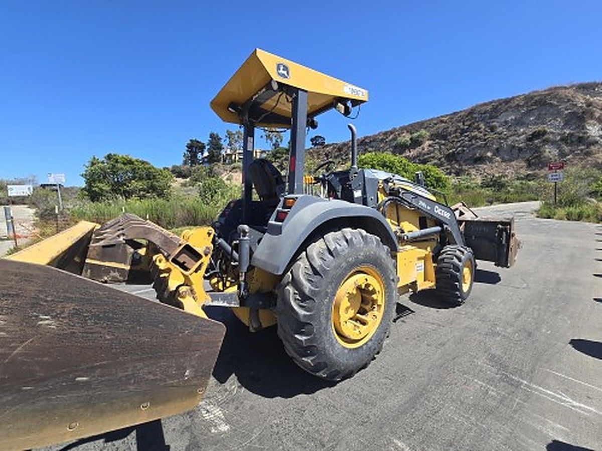 JOHN DEERE 210L EP photo 10