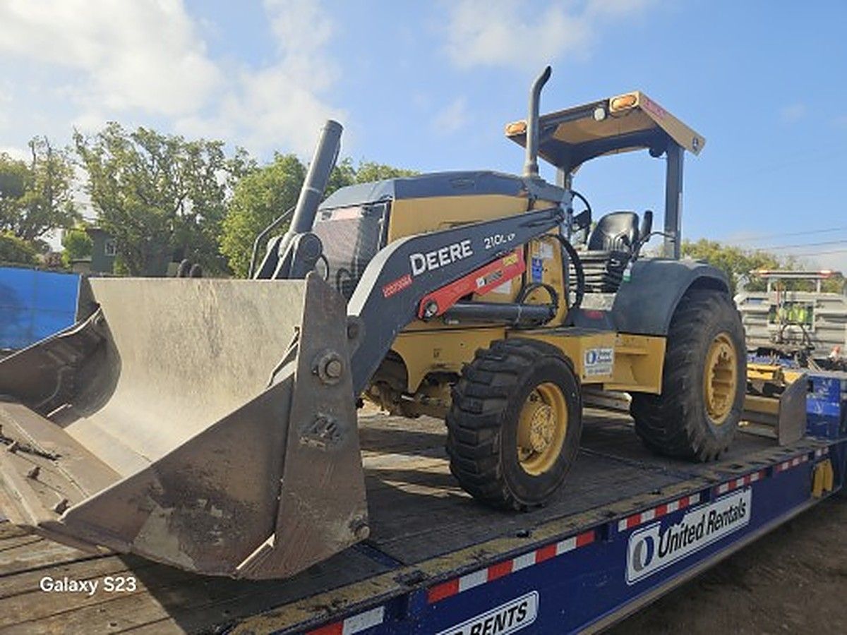 2019 JOHN DEERE 210L EP for sale in Las Vegas, NV