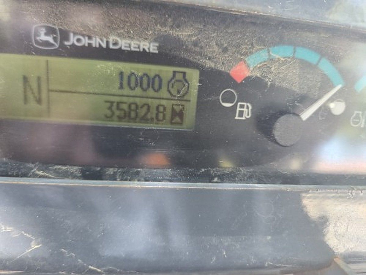 JOHN DEERE 210L EP photo 10