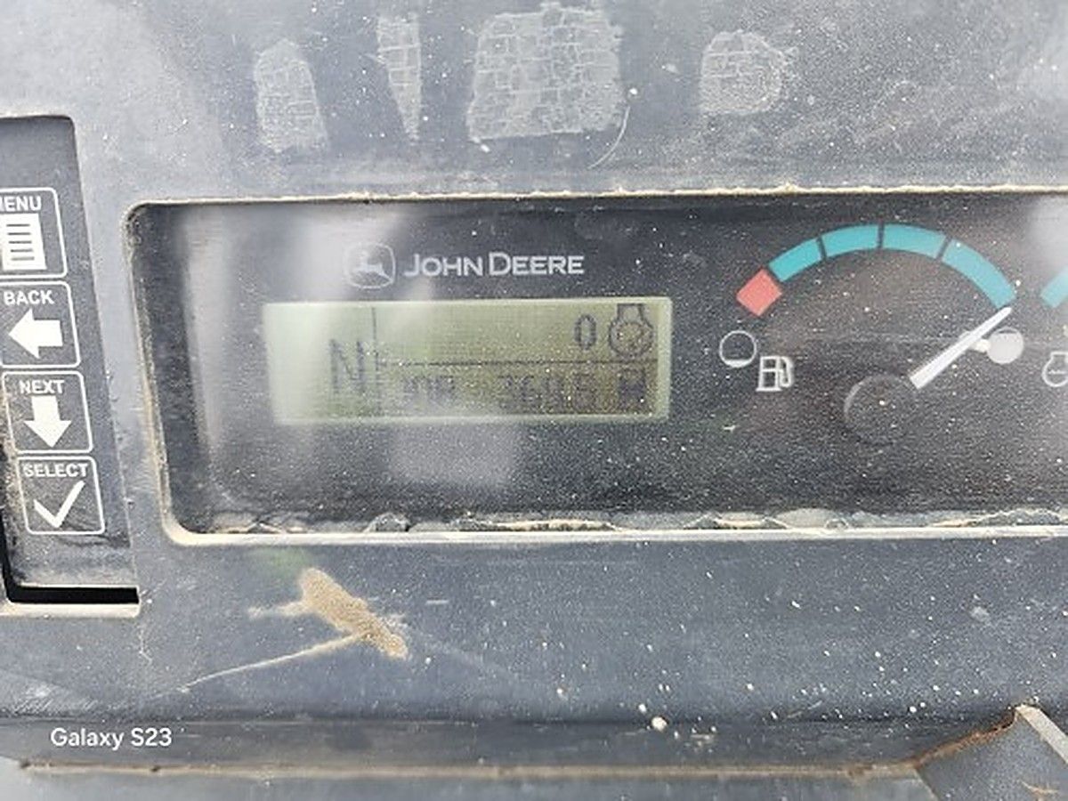 JOHN DEERE 210L EP photo 11