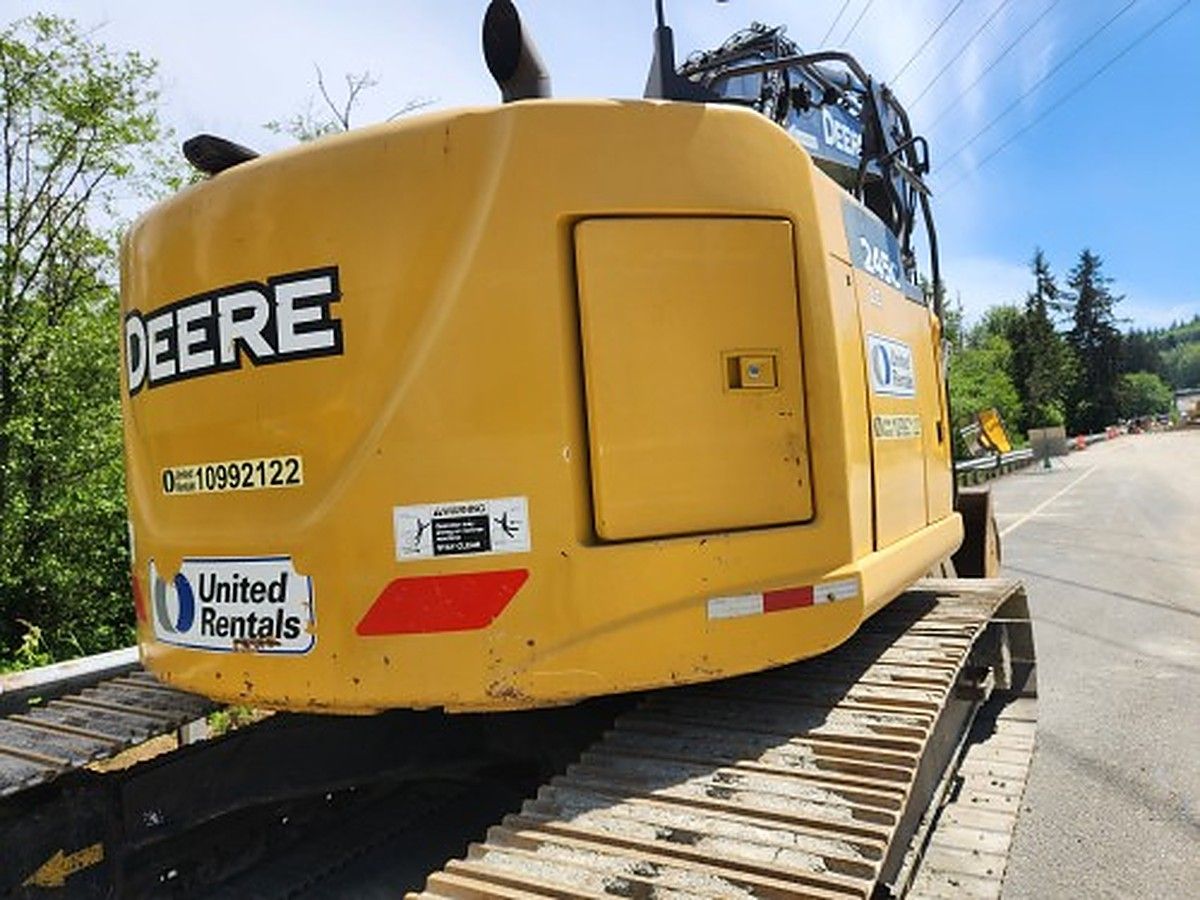 JOHN DEERE 245G LC photo 5