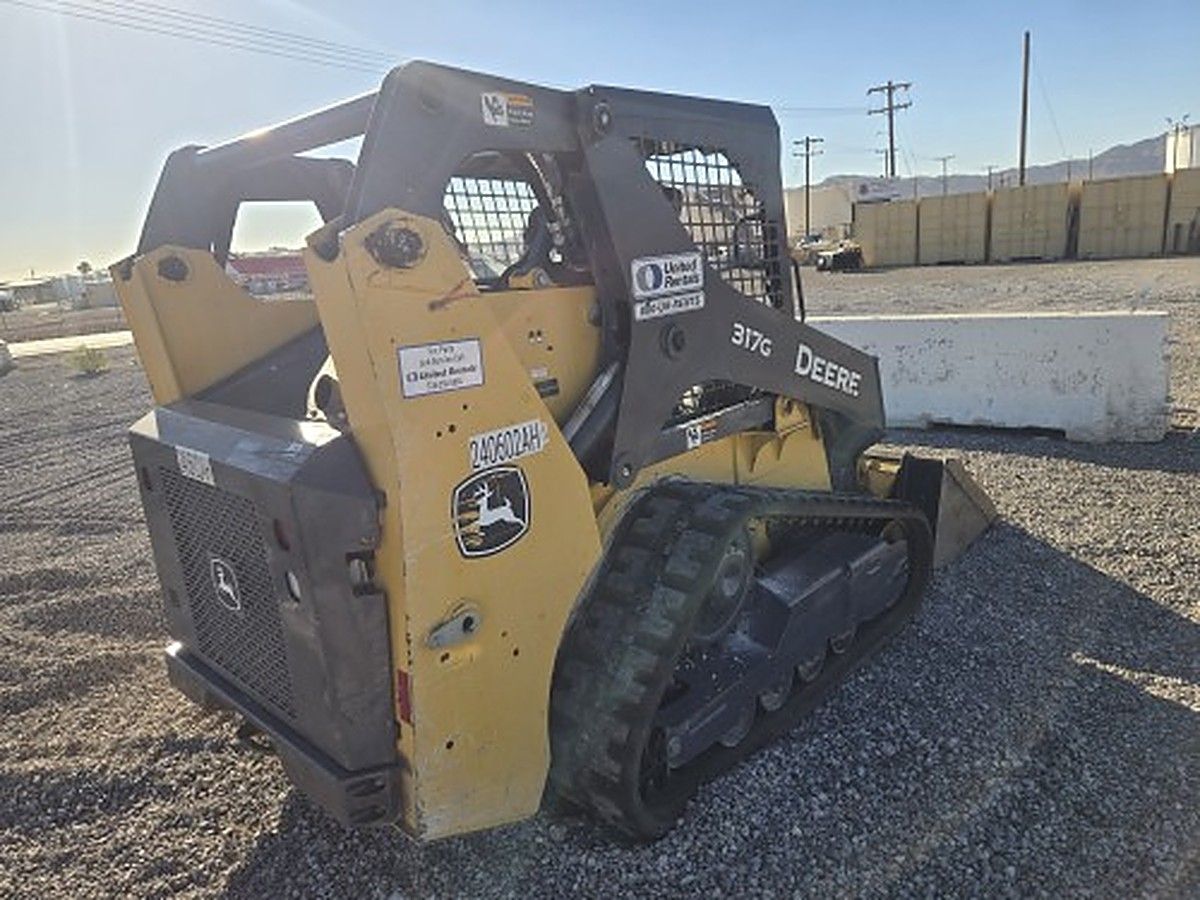 2019 JOHN DEERE 317G for sale in Las Vegas, NV