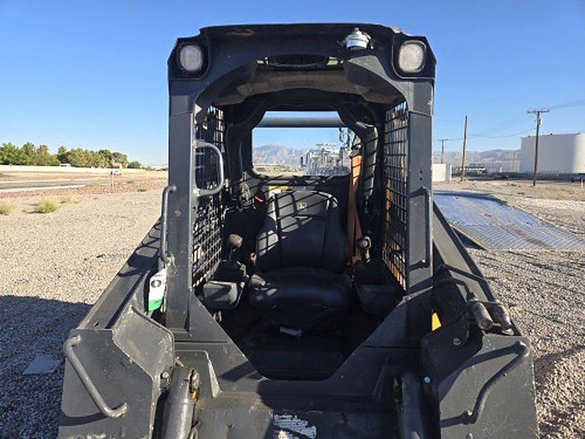 JOHN DEERE 317G photo 4