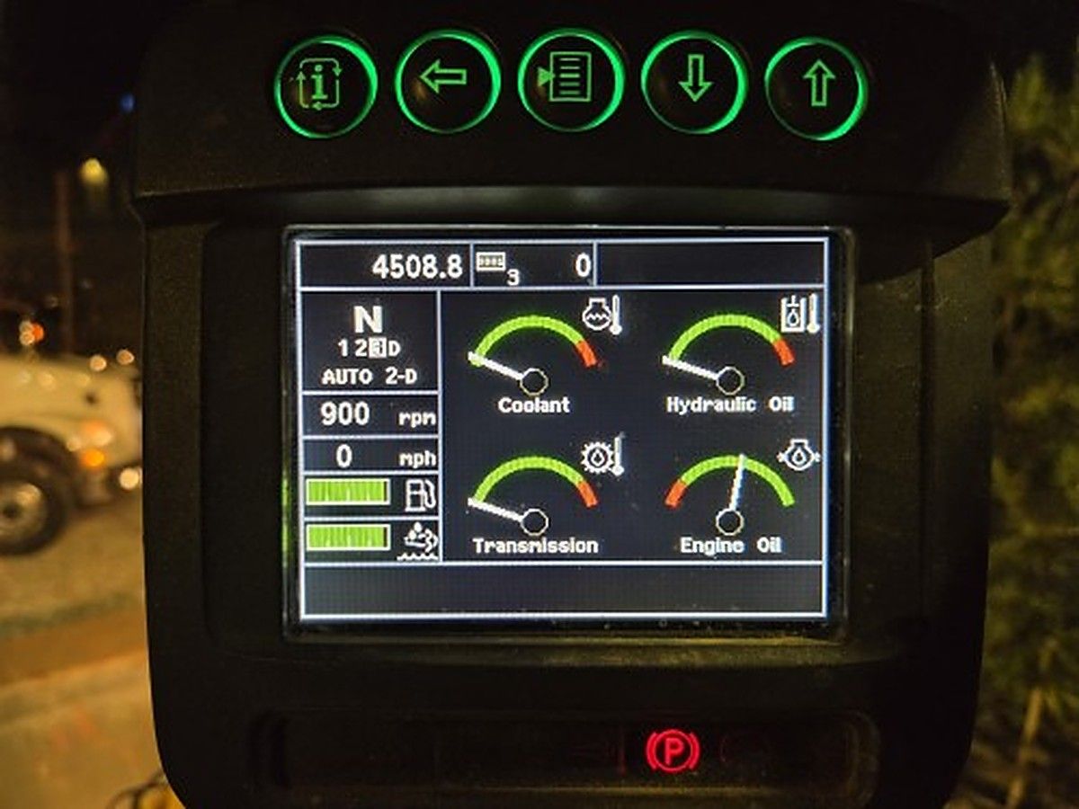JOHN DEERE 444K photo 10