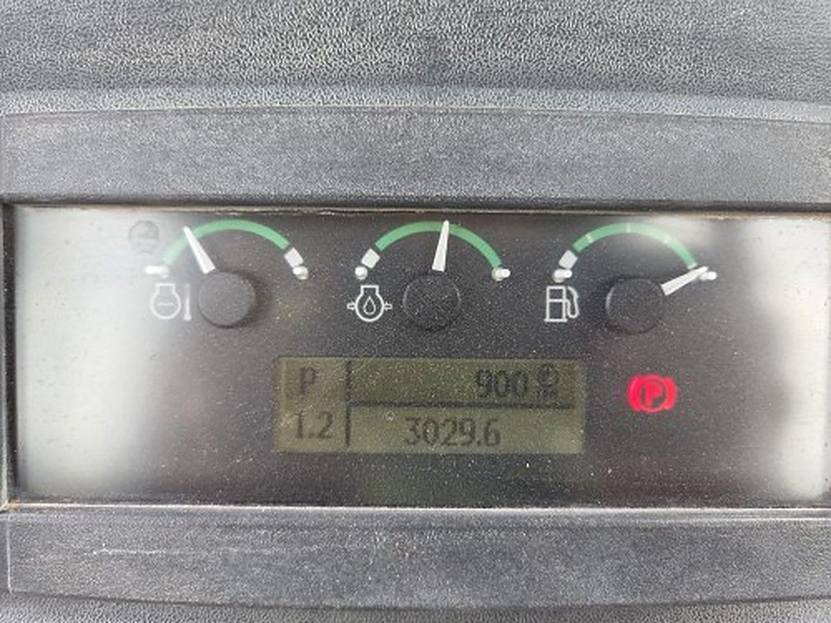 JOHN DEERE 550K K2 LGP photo 5