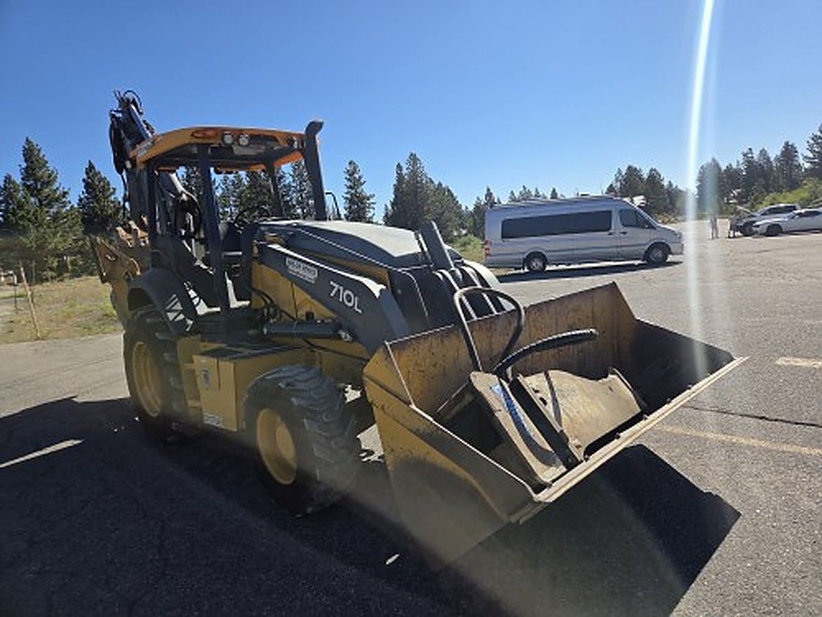 2019 JOHN DEERE 710L for sale in Las Vegas, NV