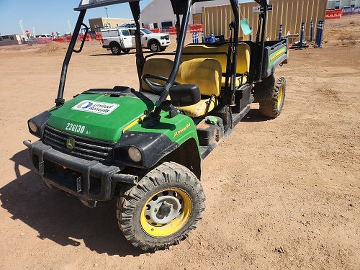 JOHN DEERE XUV855MS4 photo 8