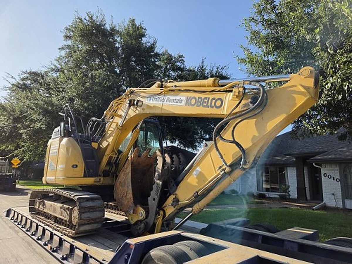 KOBELCO SK140SRLC-5 photo 2