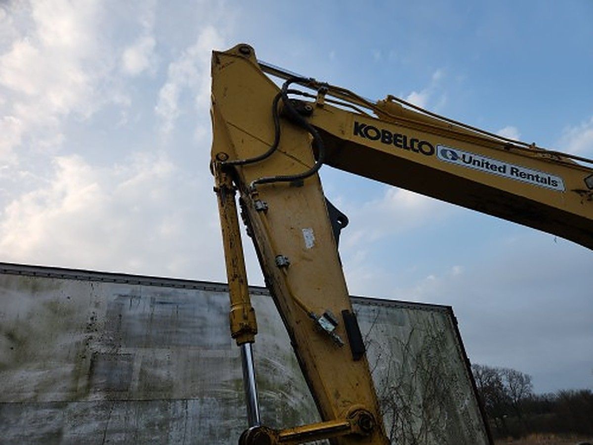 KOBELCO SK210LC-10 photo 4