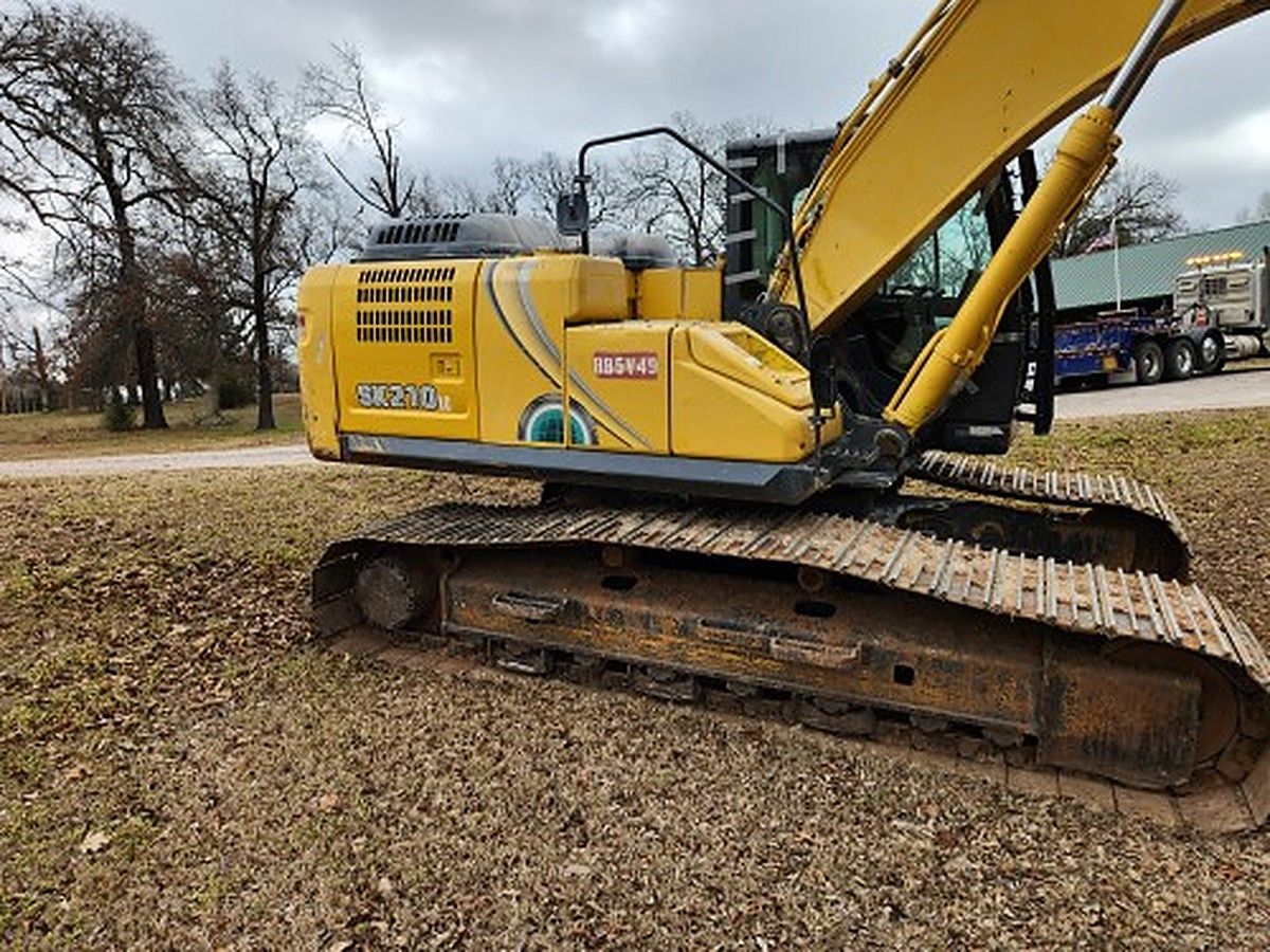 KOBELCO SK210LC-10 photo 5